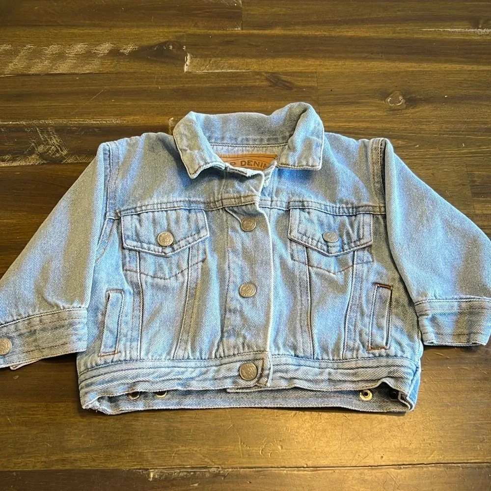 Vintage Baby Gap Light Wash Denim Jacket Jean Snap Button 12 months